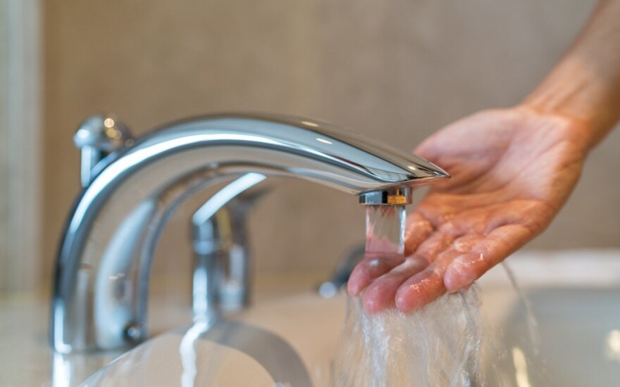 Ateinantį antradienį galimi karšto vandens svyravimai. © Shutterstock