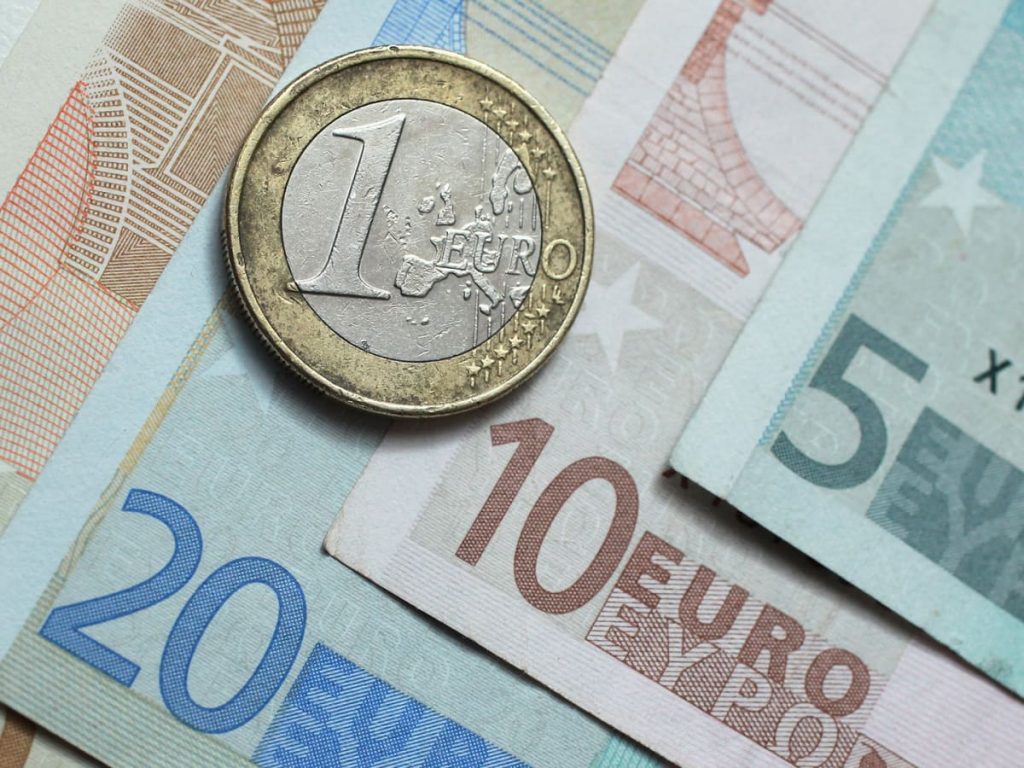 this-day-in-history-01041999---the-euro-debuts