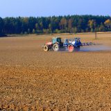 Investuoti į žemės ūkio valdas ūkininkai gali ir su projekto partneriais – iš viso paramai skirta beveik 100 mln. eurų