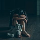 Seksualinio smurto prieš vaikus prevencijai – QR kodas, privaloma stebėsena ir griežtesnė darbdavių atsakomybė
